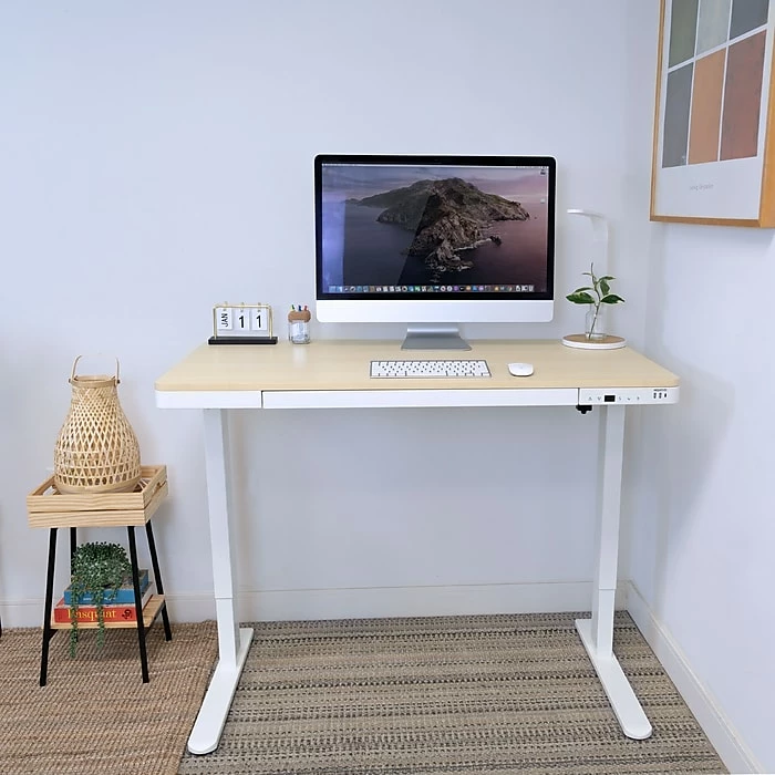Mount-It! 28"-46"H Electric Adjustable Height Standing Desk, Light Brown Woodgrain (MI-15004) 4 Mount-It! 28"-46"H Electric Adjustable Height Standing Desk, Light Brown Woodgrain (MI-15004) - Image 2