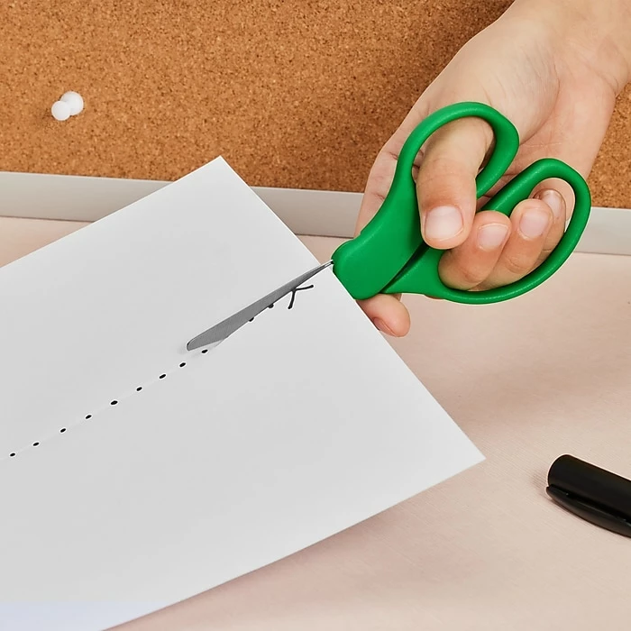 Staples 5" Kids Pointed Tip Stainless Steel Scissors, Straight Handle, Right & Left Handed, 2/Pack (TR55054) 5 Staples 5" Kids Pointed Tip Stainless Steel Scissors, Straight Handle, Right & Left Handed, 2/Pack (TR55054) - Image 3