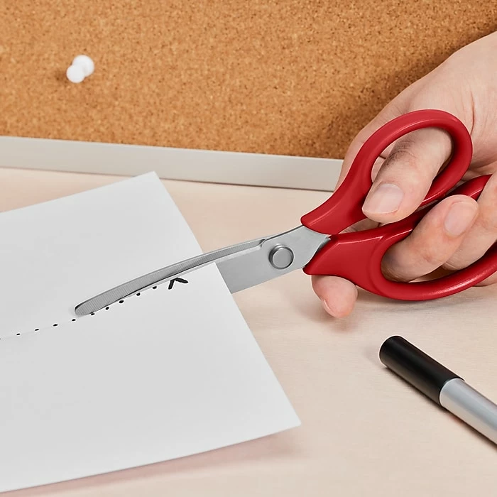 Staples 7" Kids Pointed Tip Stainless Steel Scissors, Straight Handle, Right & Left Handed (TR55049) 5 Staples 7" Kids Pointed Tip Stainless Steel Scissors, Straight Handle, Right & Left Handed (TR55049) - Image 3