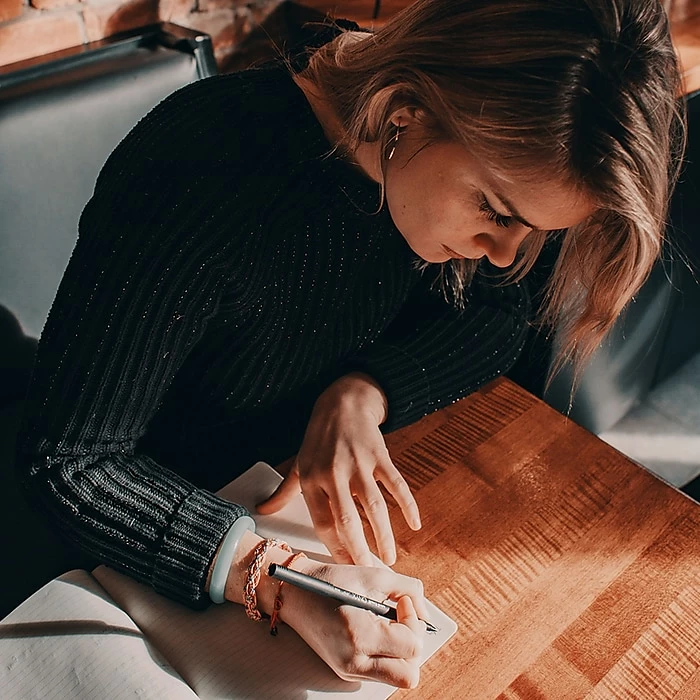 Uni-ball Uniball Onyx Rollerball Pens, Fine Point, 0.7mm, Black Ink, Dozen (60143) 8 Uni-ball Uniball Onyx Rollerball Pens, Fine Point, 0.7mm, Black Ink, Dozen (60143) - Image 6