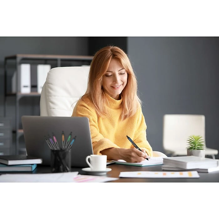 Uni-ball Uniball 207 Plus+ Retractable Gel Pens, Medium Point, 0.7mm, Blue Ink, 4/Pack (70142) 6 Uni-ball Uniball 207 Plus+ Retractable Gel Pens, Medium Point, 0.7mm, Blue Ink, 4/Pack (70142) - Image 4