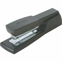 Swingline Light Duty Desk Stapler, 20 Sheet Capacity, Black (40701)