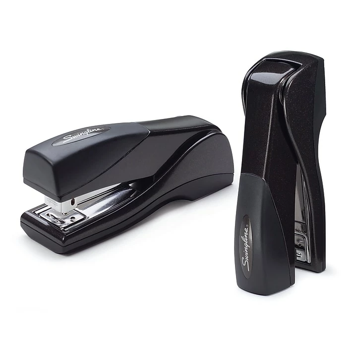 Swingline® Optima® Compact Grip Stapler, 25 Sheet Capacity, Graphite Black (87815) 4 Swingline® Optima® Compact Grip Stapler, 25 Sheet Capacity, Graphite Black (87815) - Image 2
